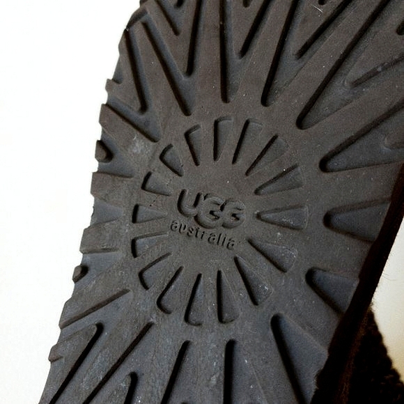 UGG Classic Cardy Convertible Wool Gold Trim Boots - Picture 14 of 14